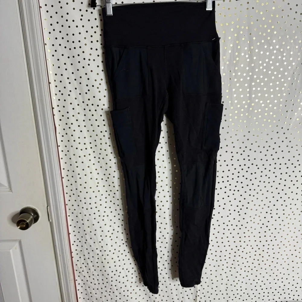 Alo Yoga Women's Black High-Waisted Pants